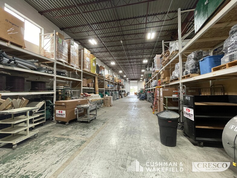 More Photos Of 4650 Spring Rd, Independence Warehouse For Lease