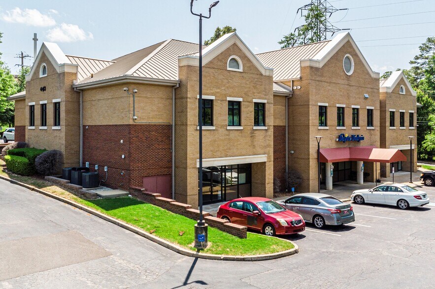 Primary Photo Of 4913 Raleigh Common Dr, Memphis Medical For Sale