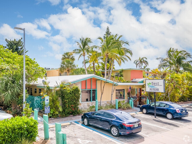 More Photos Of 4628 N Ocean Dr, Lauderdale By The Sea Hotel For Sale