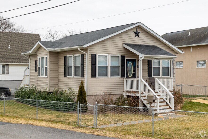 Primary Photo Of 2724 North Point Ter, Dundalk Office Residential For Sale