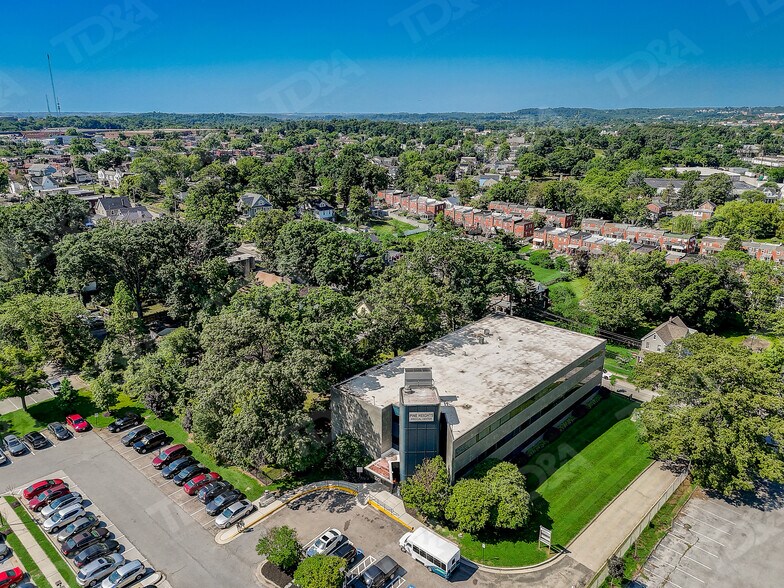 More Photos Of 1001 Pine Heights Ave, Baltimore Office For Sale