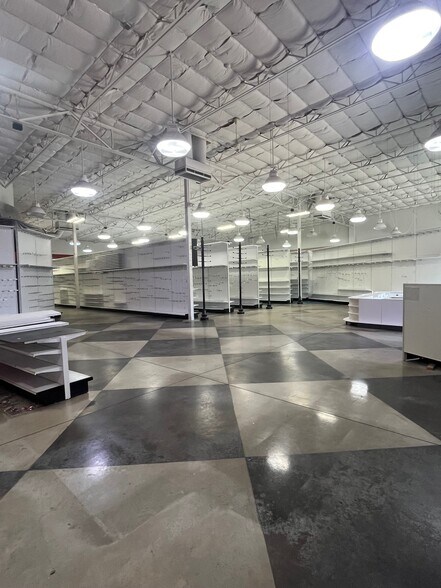 More Photos Of 5925 S Virginia St, Reno Freestanding For Lease