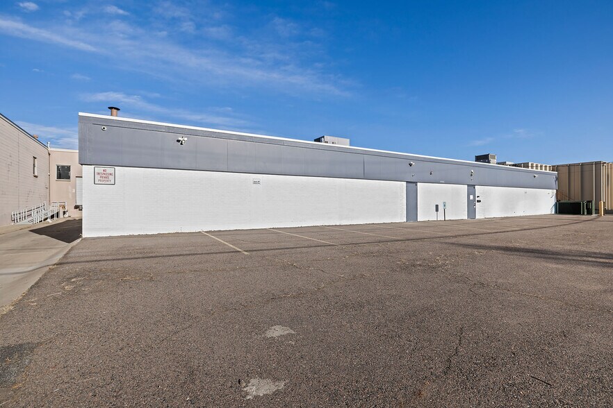 More Photos Of 4905 E 41st Ave, Denver Warehouse For Sale