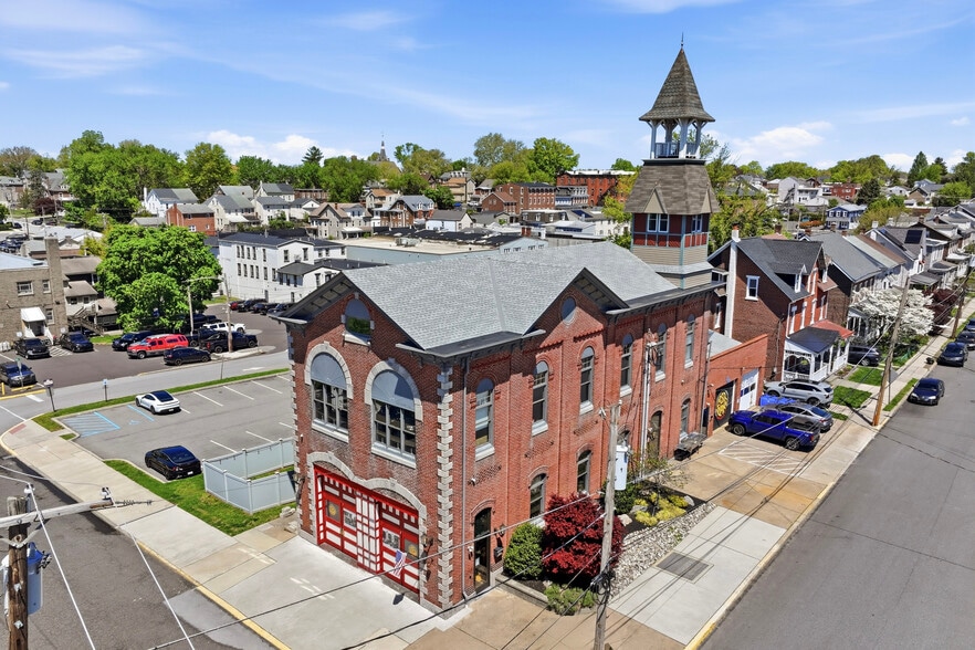 More Photos Of 301 Walnut St, Royersford Restaurant For Sale