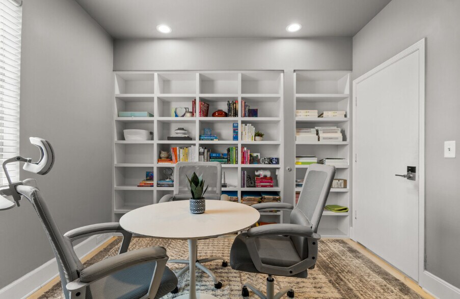 More Photos Of 221 S Nogales Ave, Tulsa Office Residential For Sale