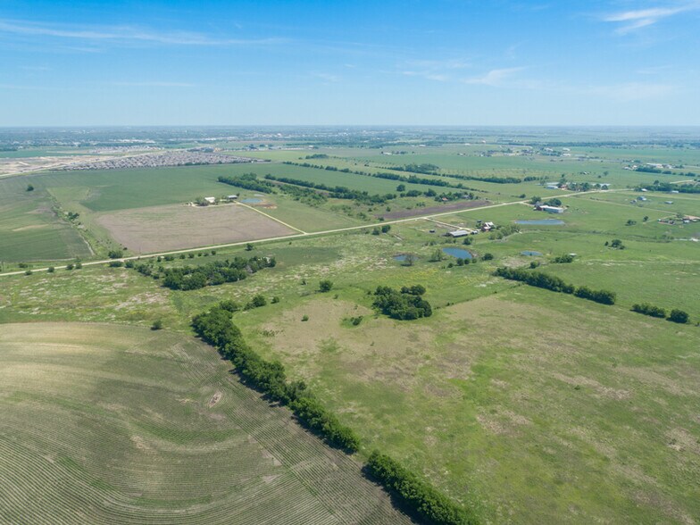 More Photos Of 3800 County Road 404, Taylor Land For Lease