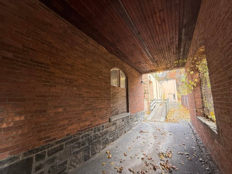 More Photos Of 17 Fremont St, Gloversville Religious Facility For Sale