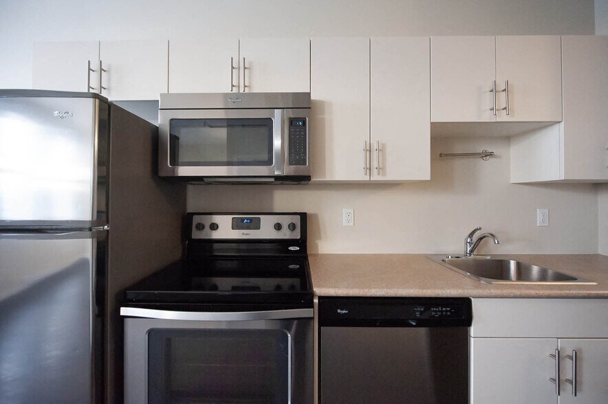 More Photos Of 300 Taché Av, Winnipeg Apartments For Lease
