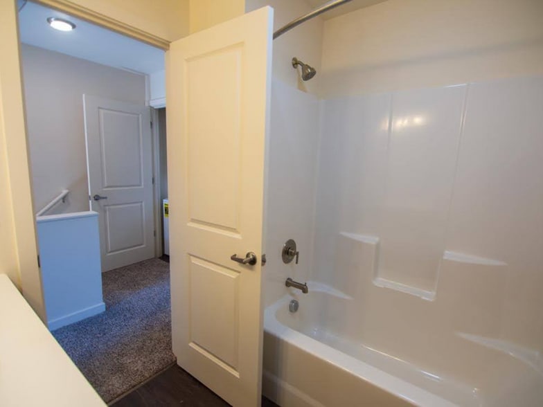 More Photos Of 1638 S St, Springfield Apartments For Sale