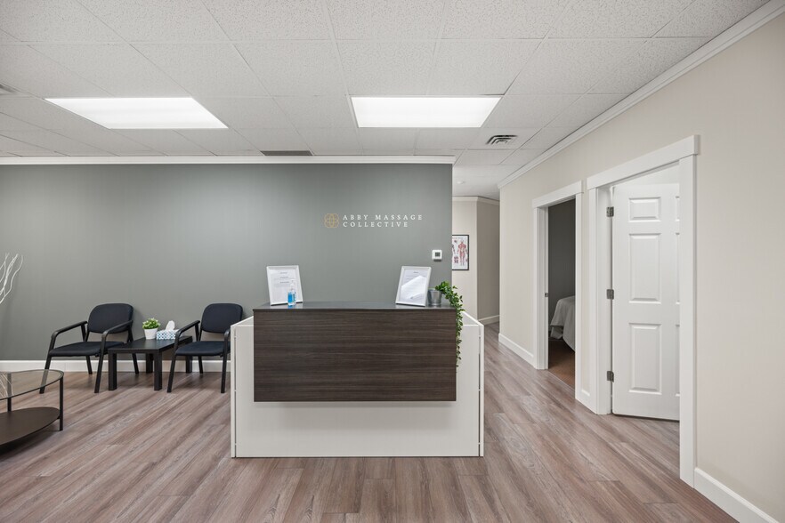 More Photos Of 33386 S Fraser Way, Abbotsford Freestanding For Sale