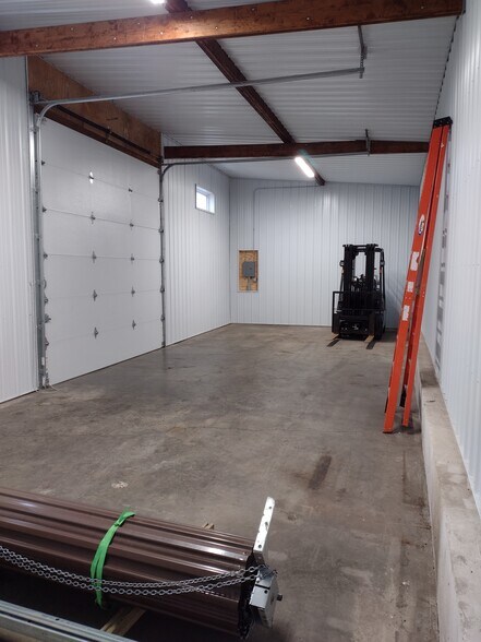 More Photos Of 727 N Mulberry St, Hagerstown Industrial For Sale
