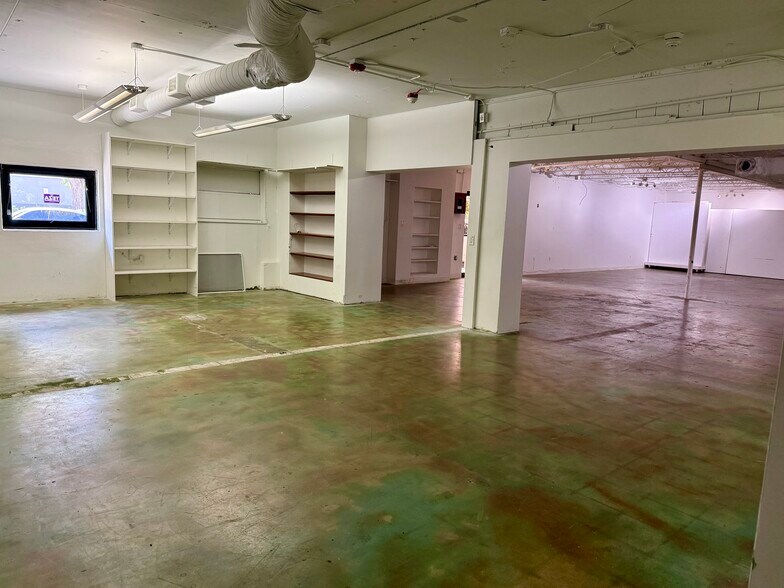 More Photos Of 7929 NE 1st Ave, Miami General Retail For Lease