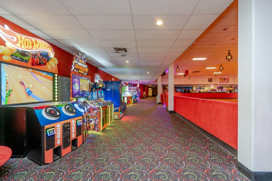 More Photos Of 6001 Sunrise Vista Dr, Citrus Heights General Retail For Sale