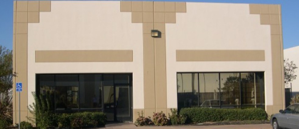 More Photos Of 4513 Harlin Dr, Sacramento Warehouse For Lease