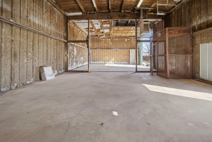 More Photos Of ,  Unknown For Sale