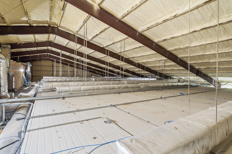 More Photos Of 22900 W Skelly Rd, Haskell Light Manufacturing For Sale