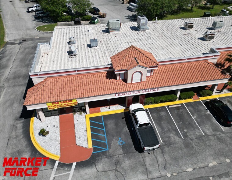 More Photos Of 2475 Blanding Blvd, Middleburg General Retail For Lease