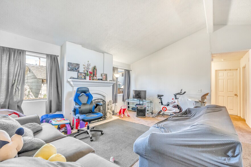 More Photos Of 737 Stockton Ave, San Jose Industrial For Sale