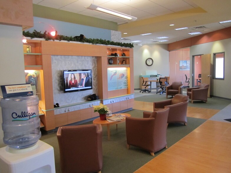 More Photos Of 6511 Ware Rd, Lino Lakes Storefront For Lease