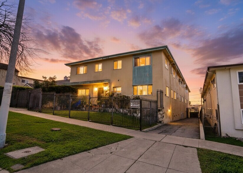 Primary Photo Of 543 N Ardmore Ave, Los Angeles Multifamily For Sale