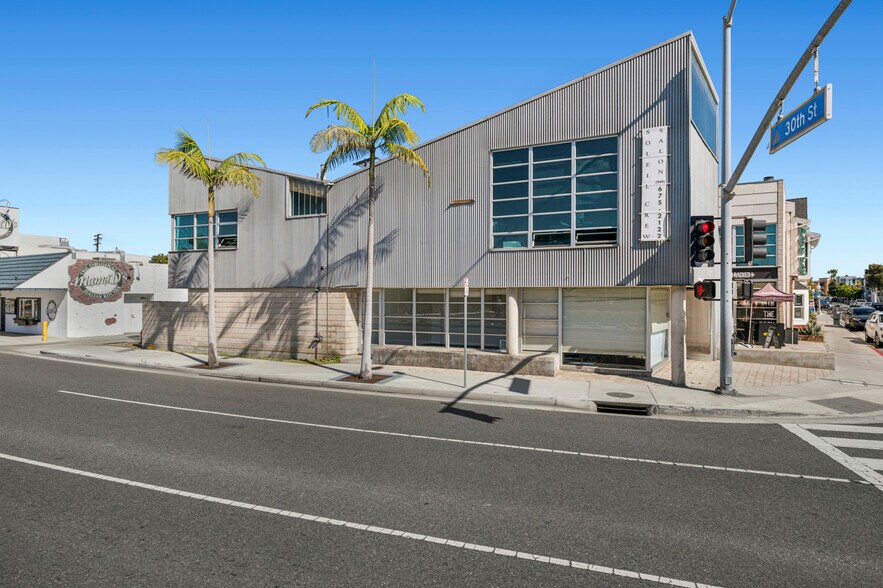 More Photos Of 3000-3002 Newport Blvd, Newport Beach General Retail For Sale