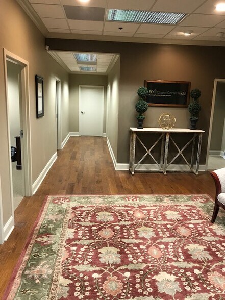 More Photos Of 3100 Lorna Rd, Vestavia Hills Office For Lease