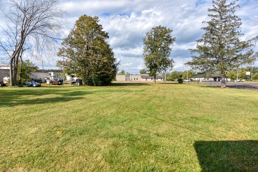 More Photos Of 1822 S Main St, Rice Lake Office Residential For Sale