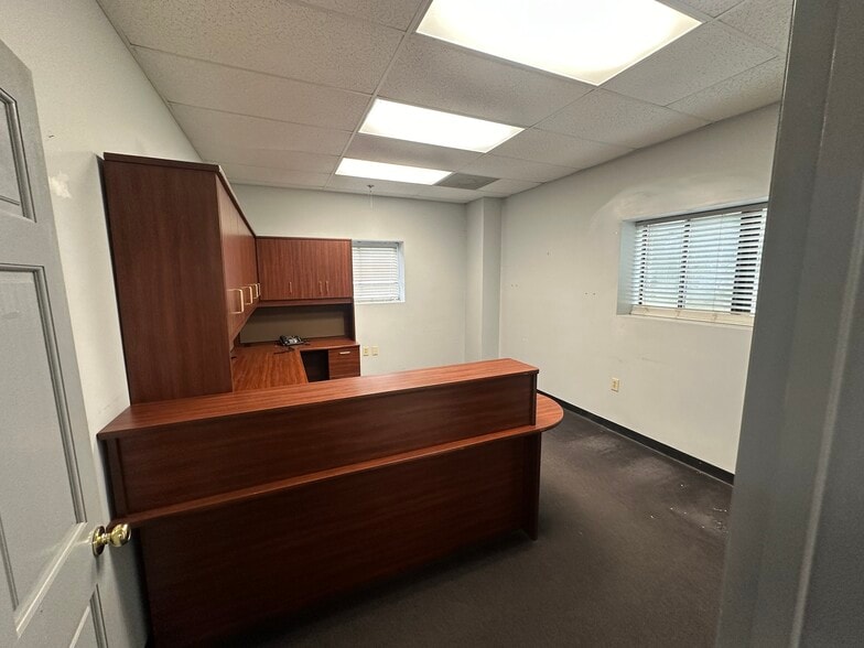 More Photos Of 385 French Collins Rd, Conway Light Distribution For Lease