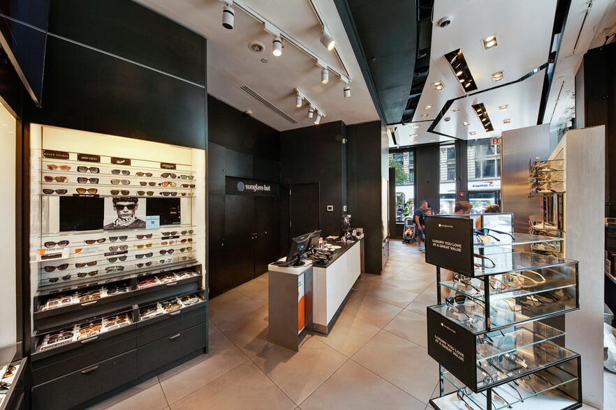 More Photos Of 1313 Broadway St, New York Storefront Retail Office For Lease