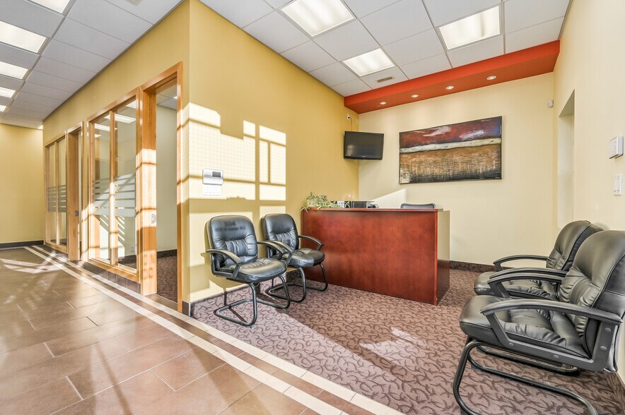 More Photos Of 4655 54th Ave NE, Calgary Warehouse For Sale