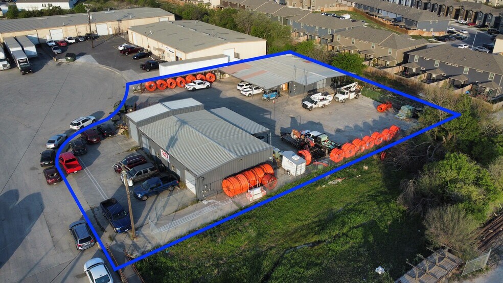 More Photos Of 6603 Topper Pky, San Antonio Warehouse For Lease