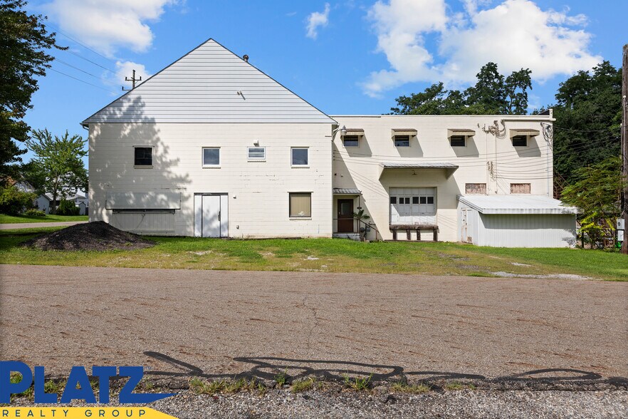 Primary Photo Of 1551 S Linden Ave, Alliance Manufacturing For Sale
