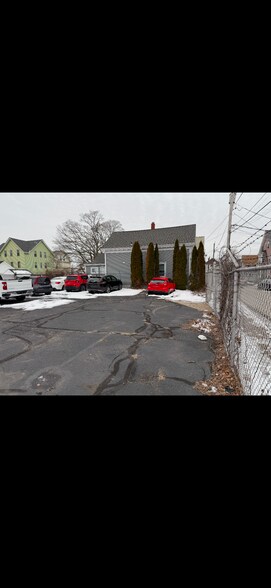 More Photos Of 765 Main St, Pawtucket Warehouse For Sale