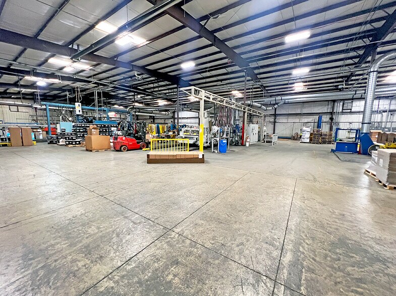 More Photos Of 1450-1520 S Mill St, Nashville Warehouse For Lease