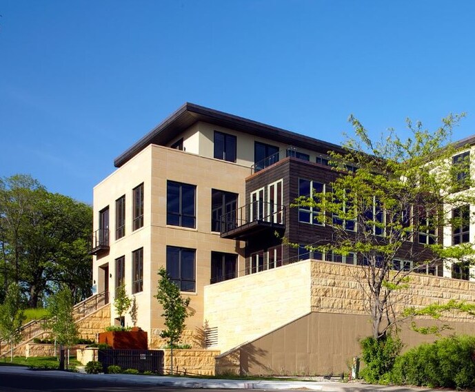 More Photos Of 328 Barry Ave S, Wayzata Office For Lease