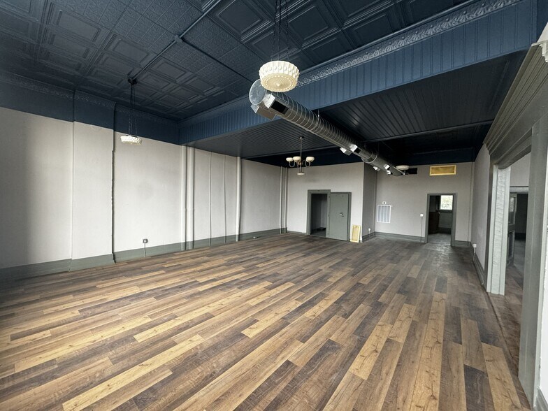 More Photos Of 218 The Blvd, Eden Storefront Retail Office For Lease