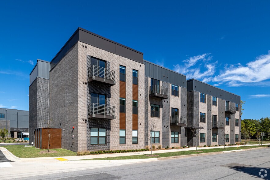 Primary Photo Of 627 Emma ave, Springdale Apartments For Lease