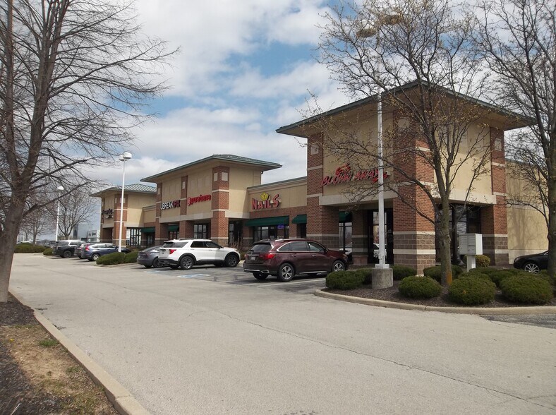More Photos Of 17015-17177 Mercantile Blvd, Noblesville Unknown For Lease