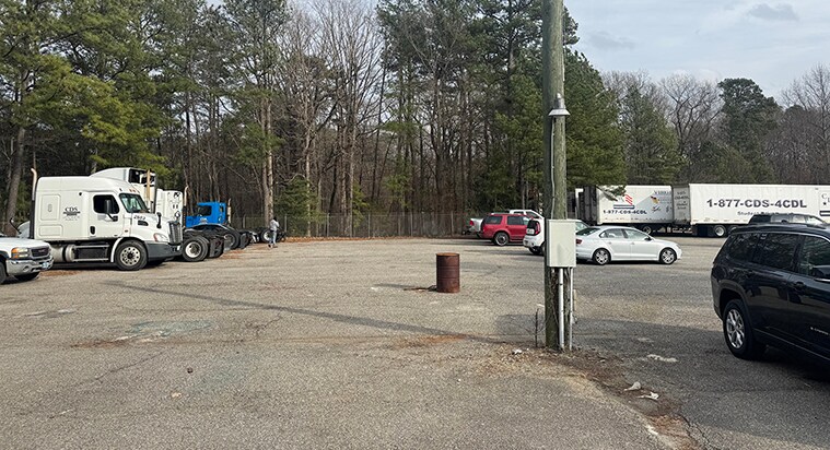 More Photos Of 9725 Express Ln, North Chesterfield Land For Lease