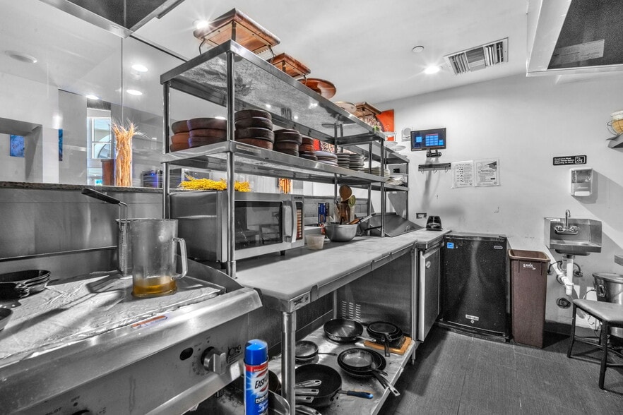 More Photos Of 511 SE 5th Ave, Fort Lauderdale Apartments For Sale