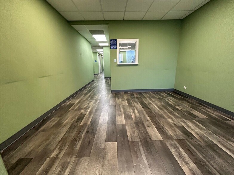 More Photos Of 3612 Lake Ave, Wilmette Medical For Lease
