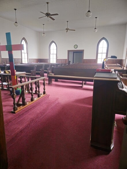 More Photos Of 1124 Leach rd, Cumberland Furnace Specialty For Sale