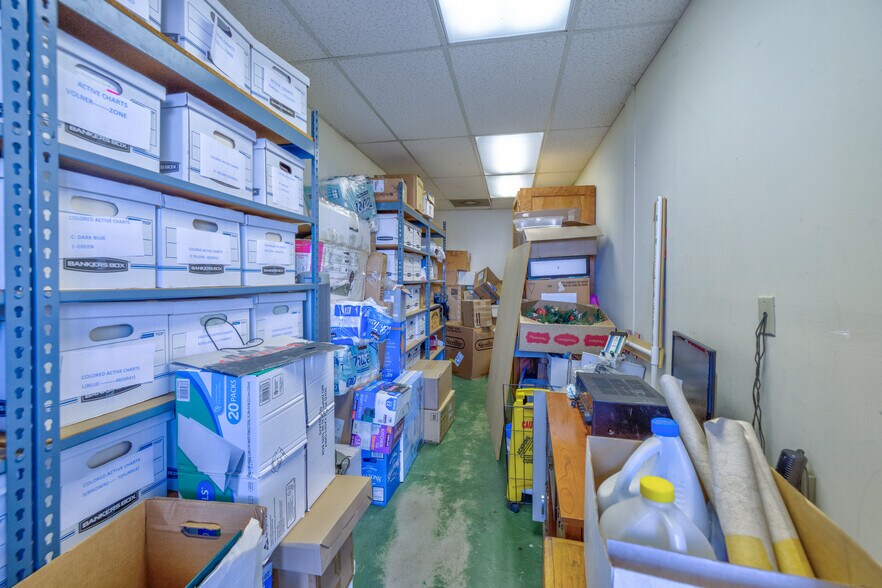 More Photos Of 16336 Whittier Blvd, Whittier Medical For Sale