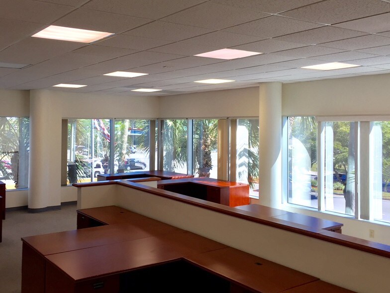 More Photos Of 1501 Corporate Dr, Boynton Beach Office For Lease