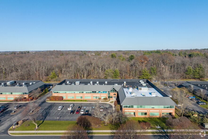 More Photos Of 925 Harvest Dr, Blue Bell Unknown For Lease