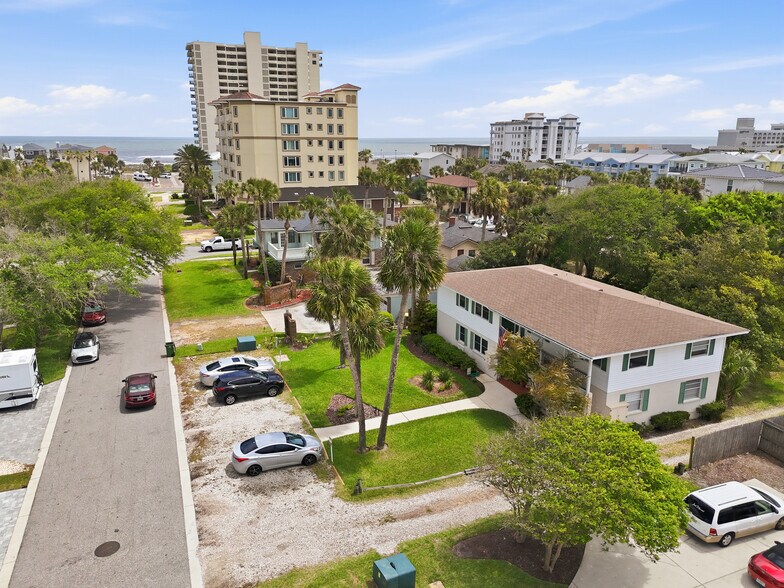 More Photos Of 218 19th Ave N, Jacksonville Beach Apartments For Sale