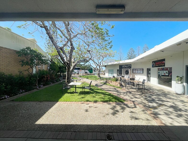 More Photos Of 58 Beach St, Woolgoolga Restaurant For Lease