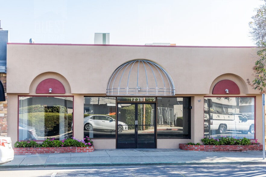 More Photos Of 1239 Laurel St, San Carlos Storefront For Sale
