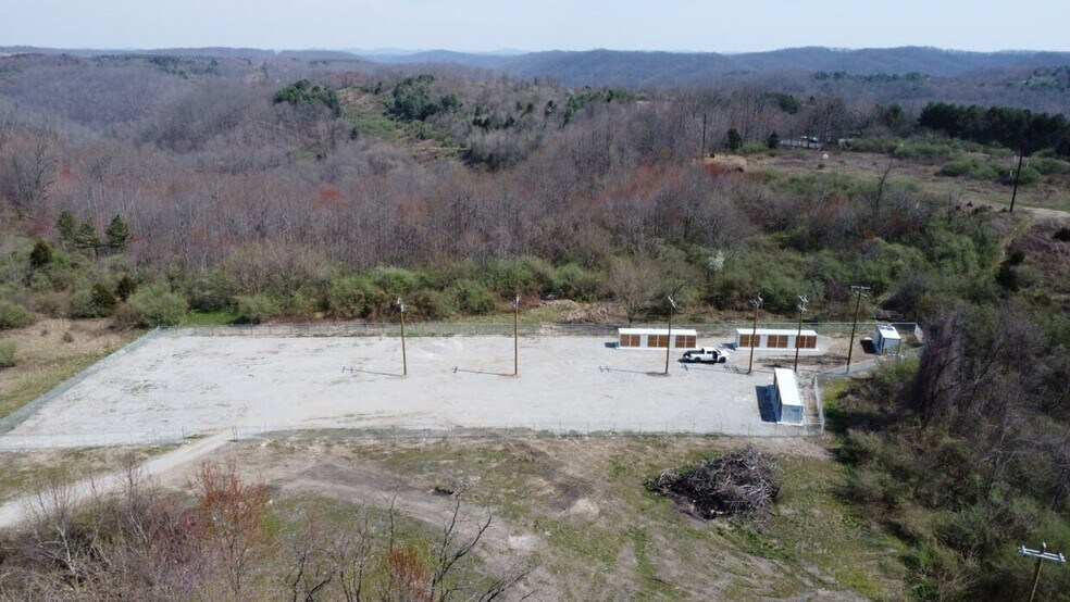 More Photos Of 520 Clay-Leslie Park Rd, Manchester Warehouse For Sale