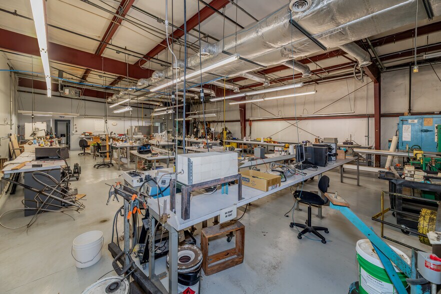 More Photos Of 1003 Clarence Larson Dr, Oak Ridge Warehouse For Sale